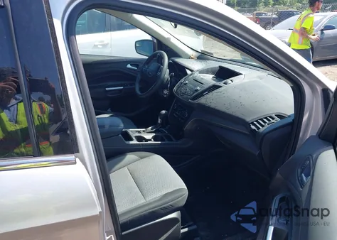 2017 Ford Escape Se z USA, uszkodzony, nr VIN 1FMCU9G93HUB67348